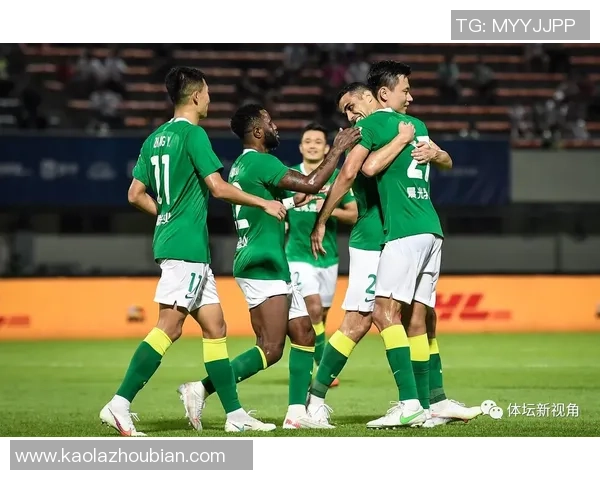 武汉羽毛球队在城市联赛中以97分稳居积分榜首位展现强劲实力